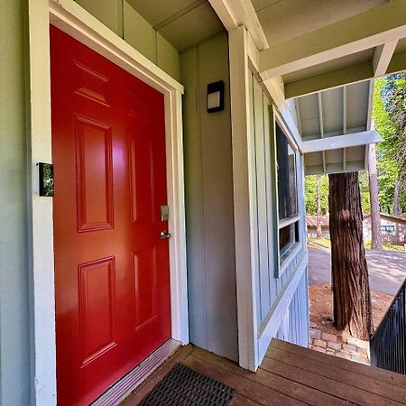 Pollock Pines Cabin In The Trees-Game Room מראה חיצוני תמונה